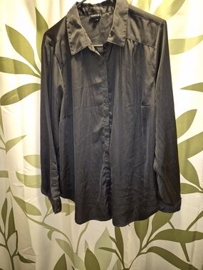 torrid Black Satin Button-Up Dress Shirt